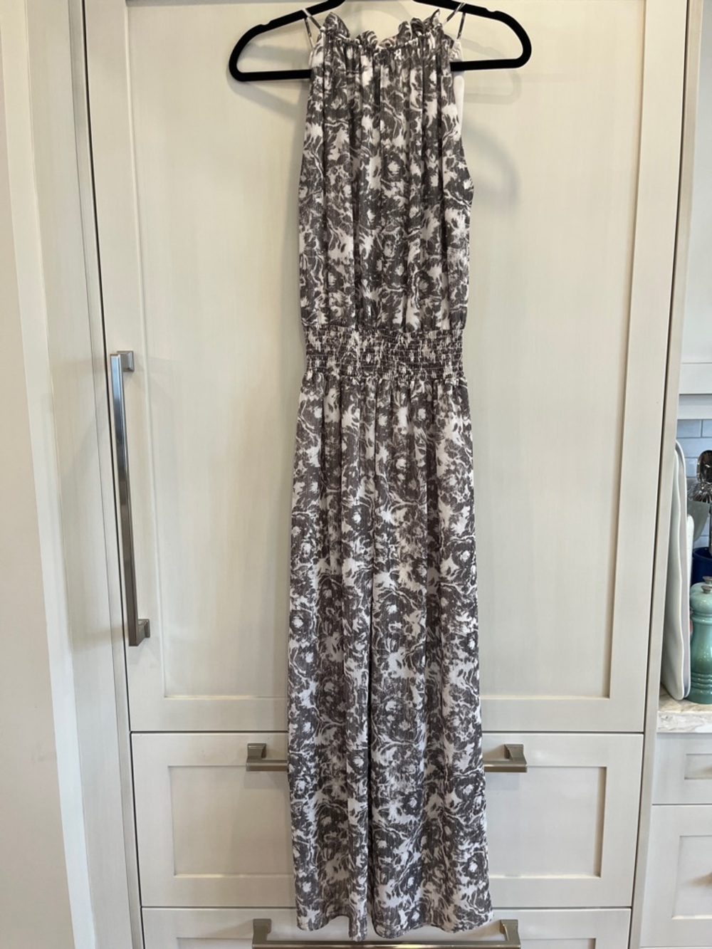 All Saints Nylah Rosa Sleeveless Floral Maxi Dress in Gray and White - Picture 11 of 16